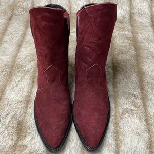 Old gringo yippee kayak collection size 7B Never Used Maroon 100% suede leather